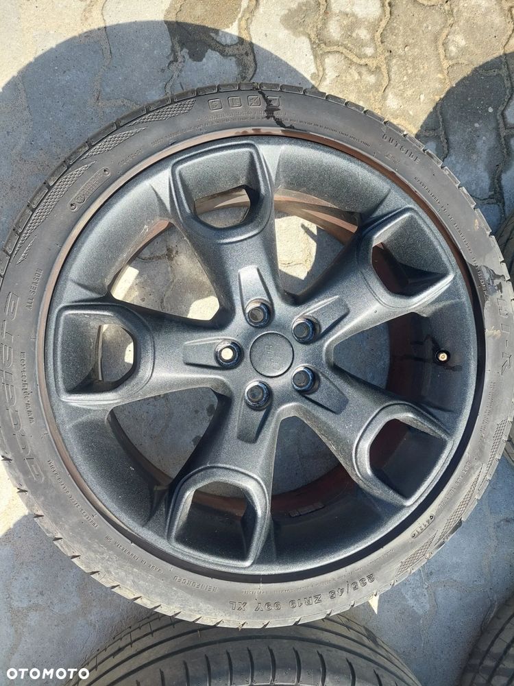 Felgi aluminiowe Ford Kuga 5x108 19" - 2