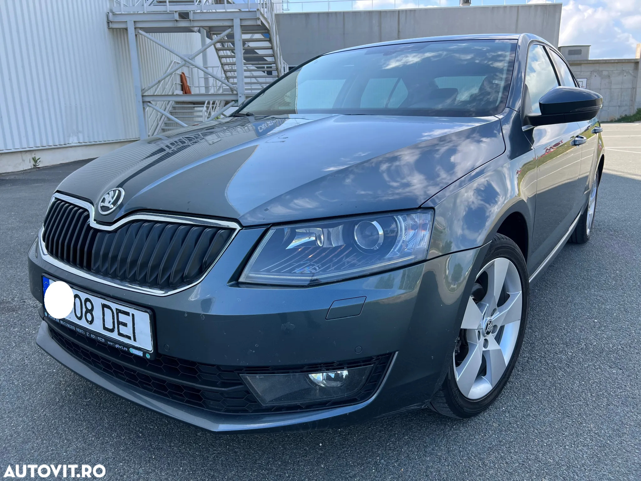 Skoda Octavia 1.6 TDI Ambition - 2