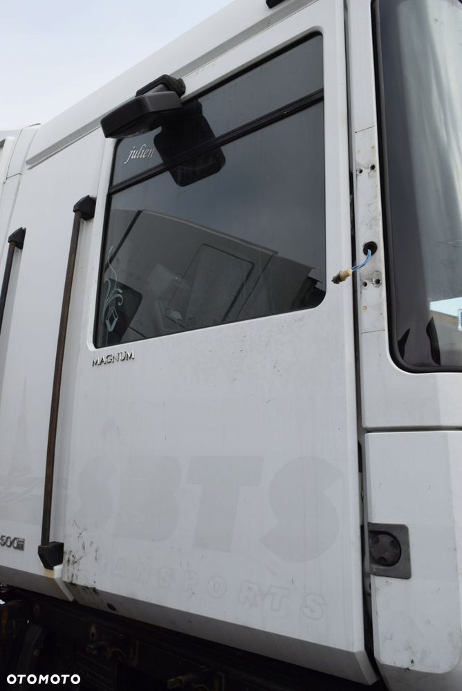 RENAULT MAGNUM 460 / 500 DXI DRZWI PRAWE - 1