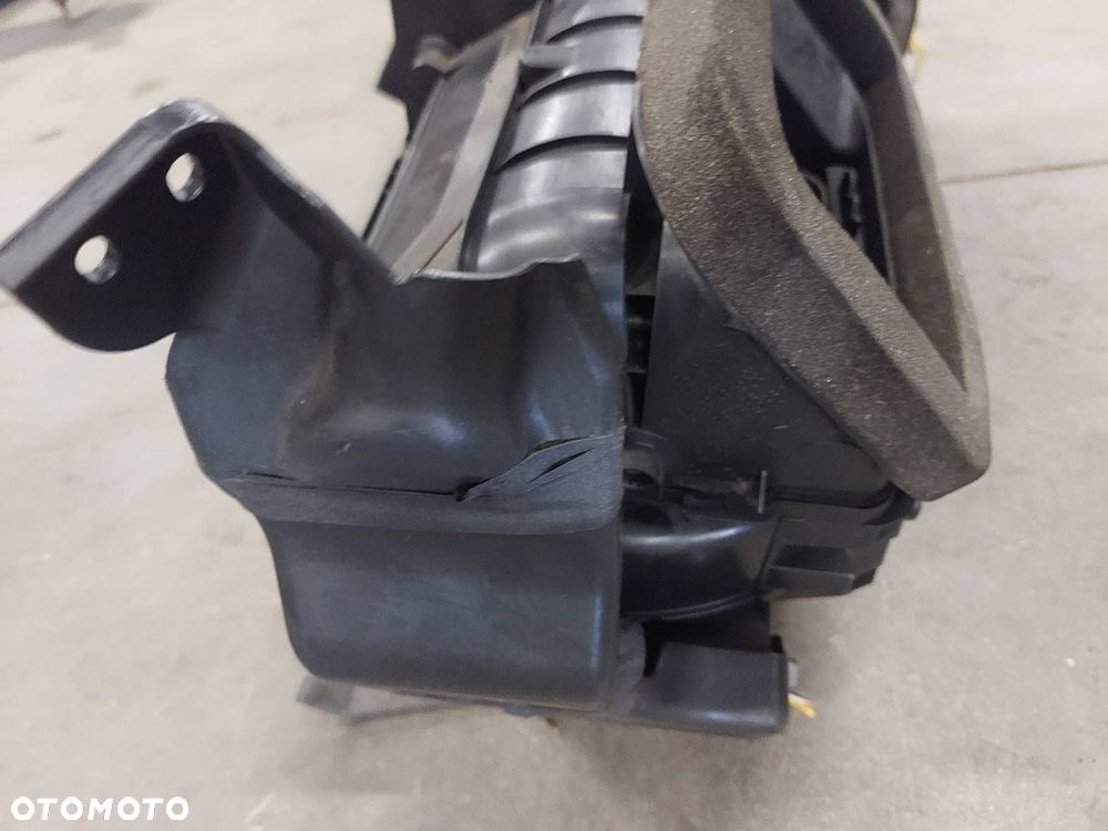 OBUDOWA NAGRZEWNICY KOMPLETNA DMUCHAWA TOURAN I EU - 3