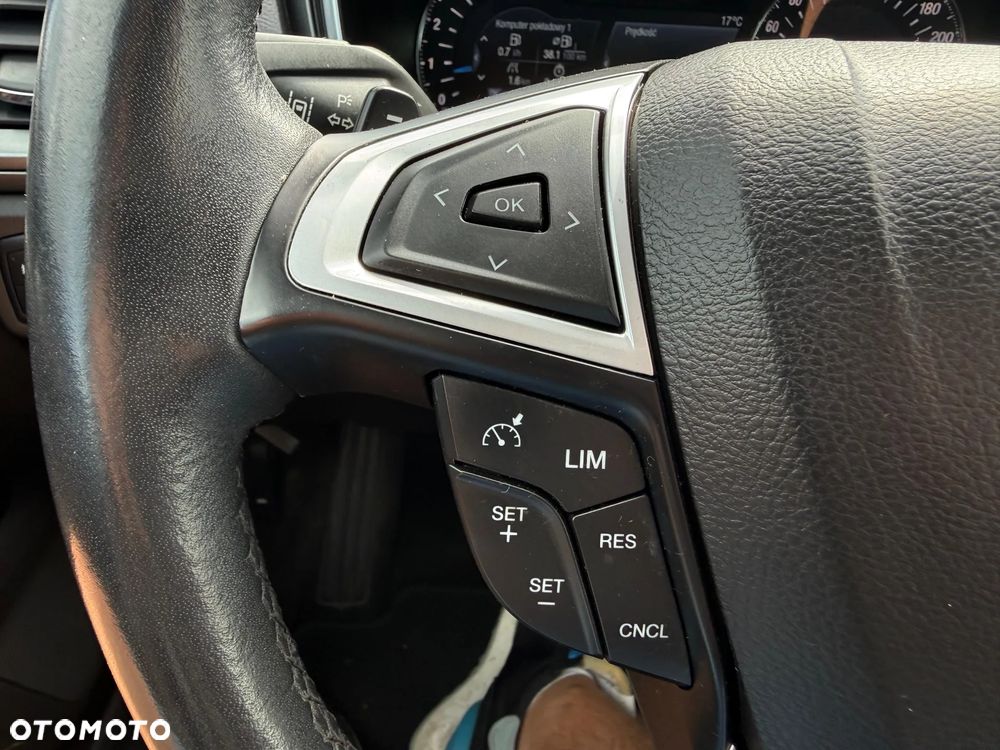 Ford Mondeo 2.0 TDCi Titanium PowerShift - 12