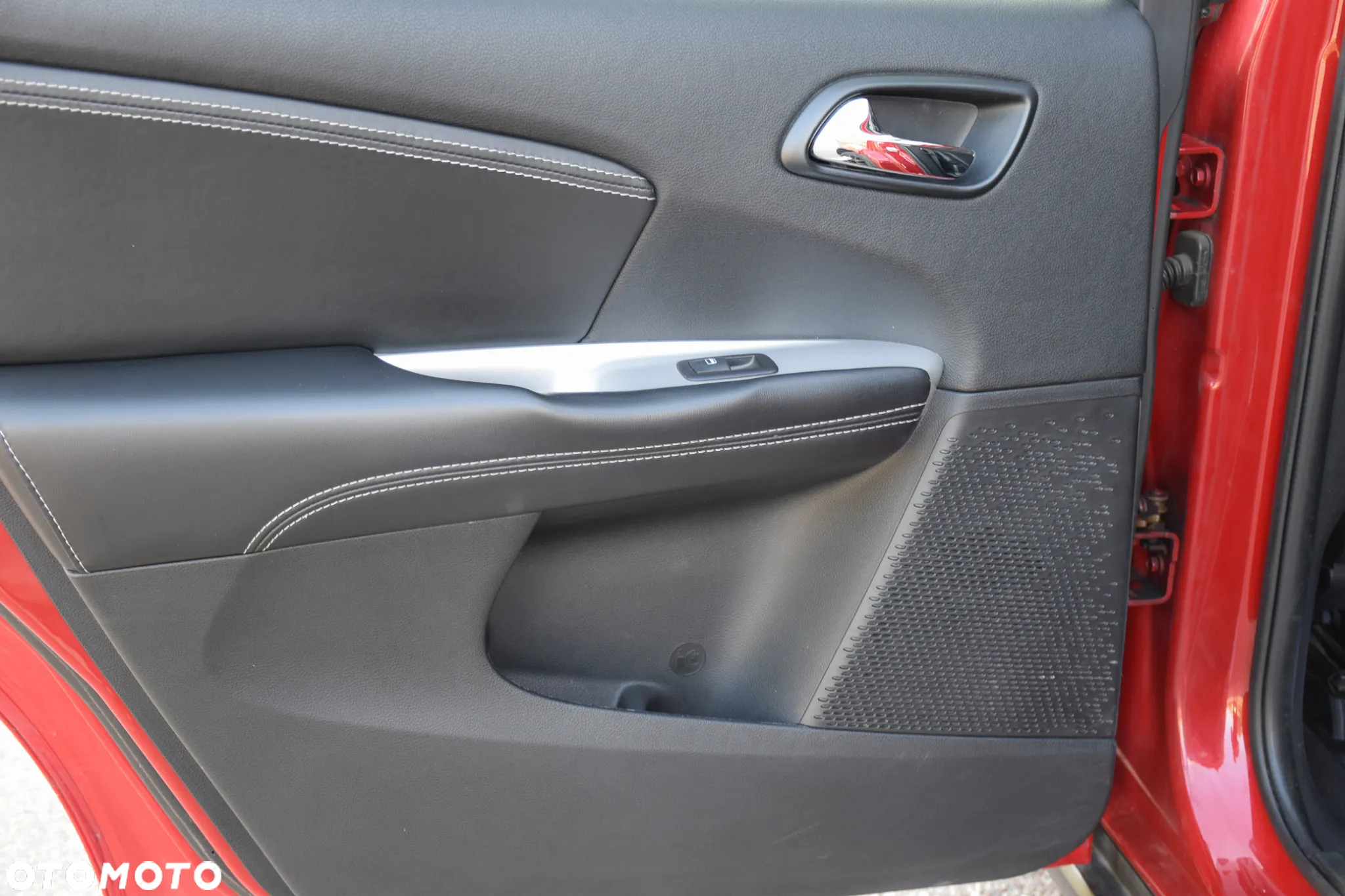 Fiat Freemont 2.0 Multijet 16V DPF Automatik Allrad Black Code - 32
