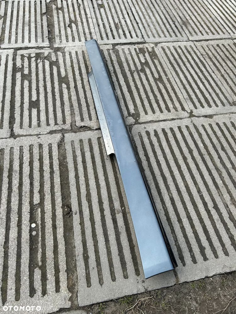 LISTWA PROGOWA BMW F32 F33 PRAWA - 1