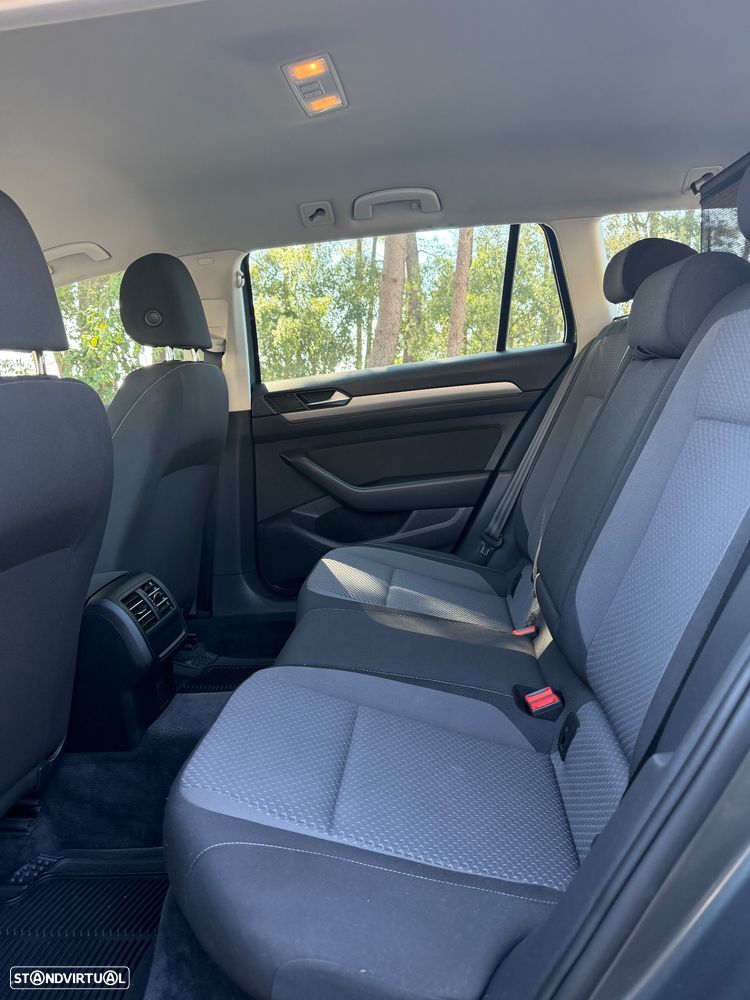 VW Passat Variant 1.6 TDI BlueMotion - 7
