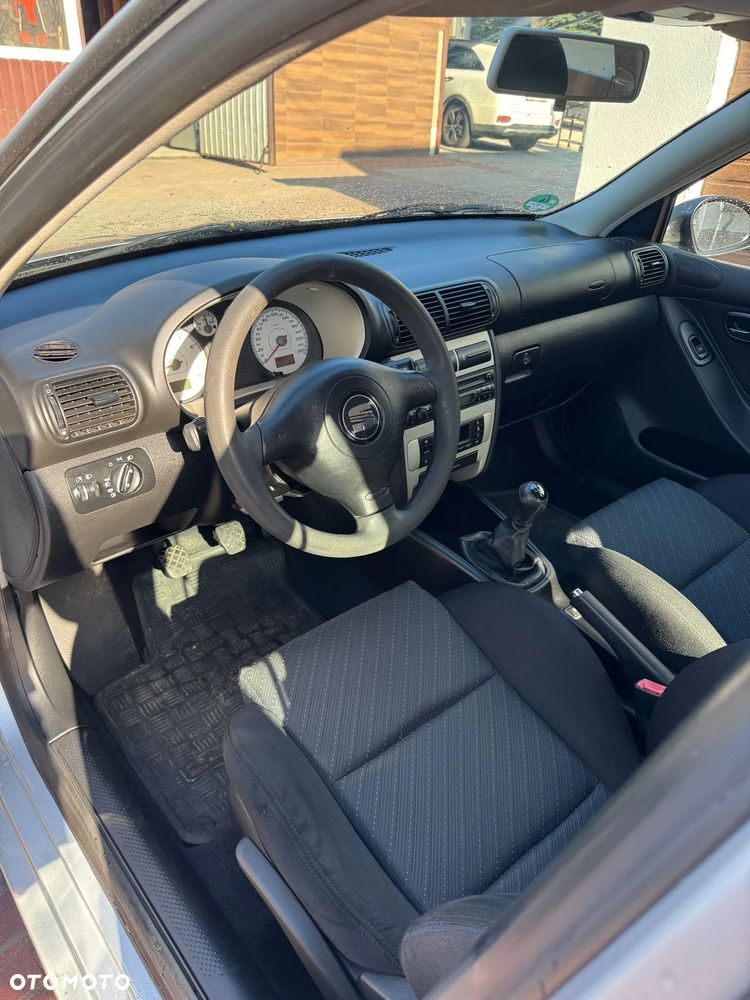 Seat Leon 1.6 Signo - 9