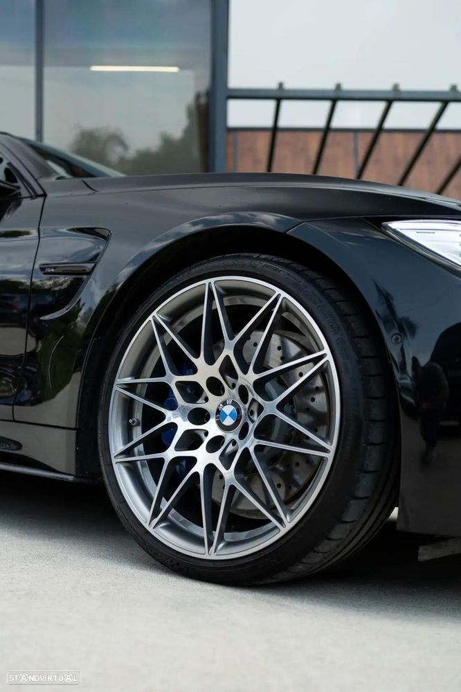 BMW M4 DKG Competition - 32
