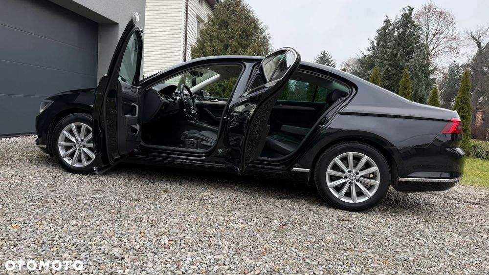 Volkswagen Passat 2.0 TSI (BlueMotion Technology) 4Motion DSG Highline - 22