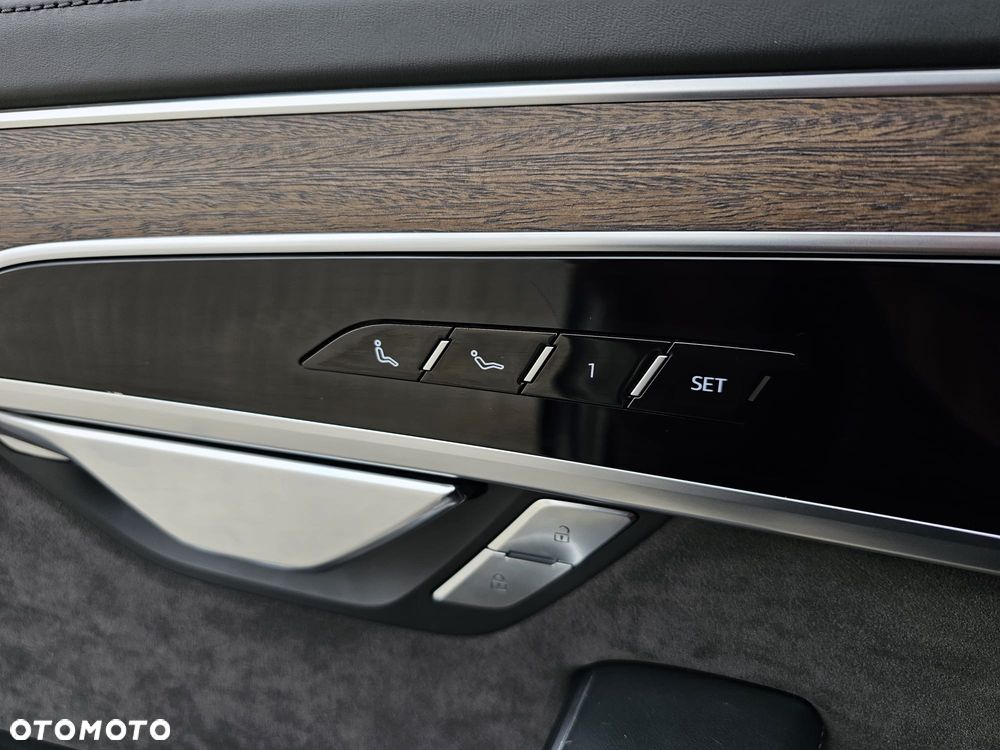 Audi A8 - 25