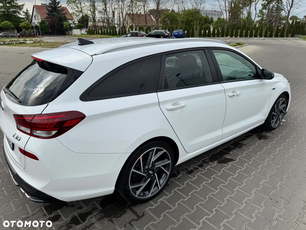 Hyundai i30 1.5 T-GDI 48V-Hybrid N-Line - 4