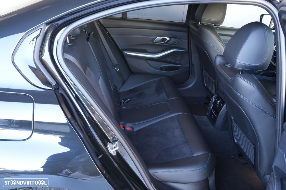 BMW 320 e Pack M Auto - 12