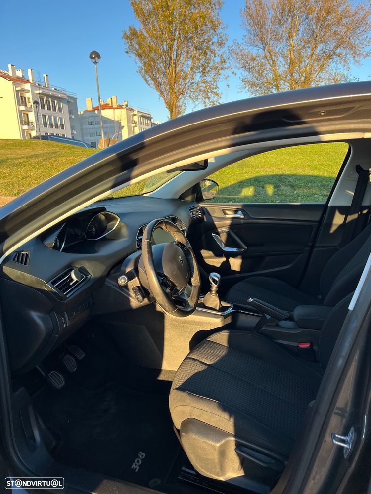Peugeot 308 1.5 BlueHDi Style - 15