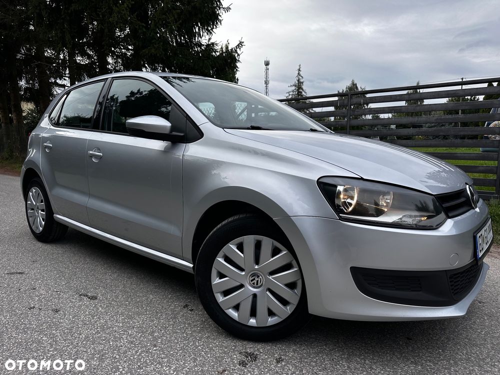 Volkswagen Polo - 2