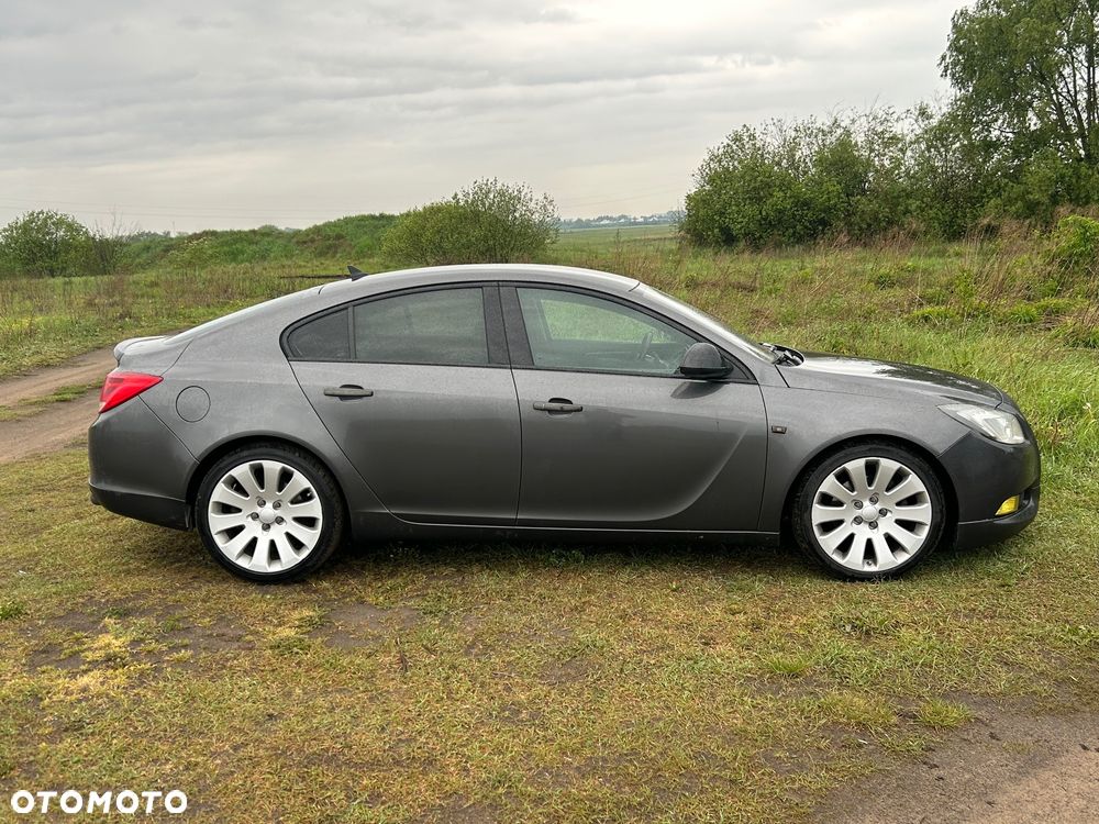 Opel Insignia 2.0 T Cosmo 4x4 - 2