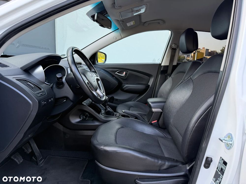 Hyundai ix35 - 24