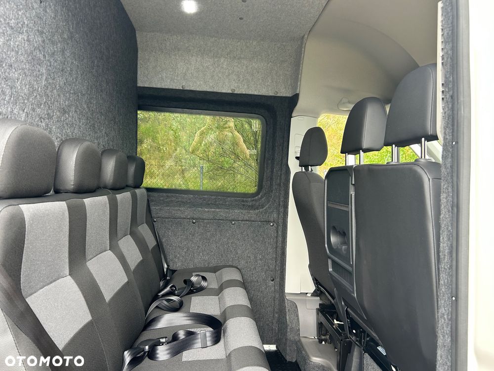 Volkswagen CRAFTER Maxi L3H2  2.0 TDI 180ps,7-osobowa brygadówka - 21