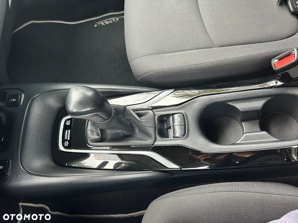 Toyota Corolla 1.8 Hybrid Comfort - 12