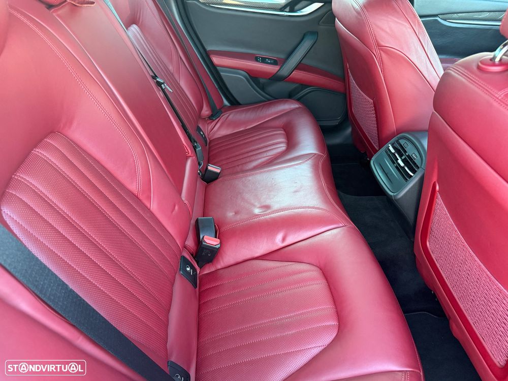 Maserati Ghibli 3.0 V6 - 27