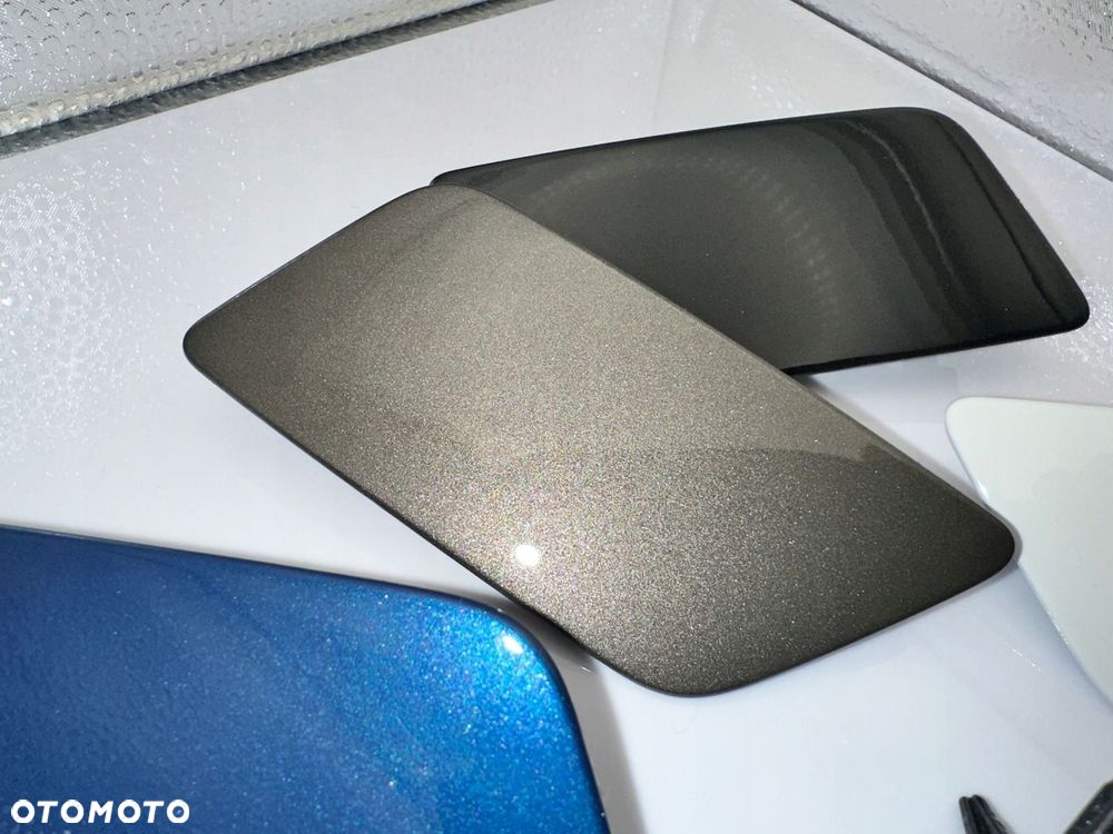 ZAŚLEPKA SPRYSKIWACZA AUDI Q3 LEWA LUB PRAWA 8U0955276H 8U0955275H KOLORY - 10