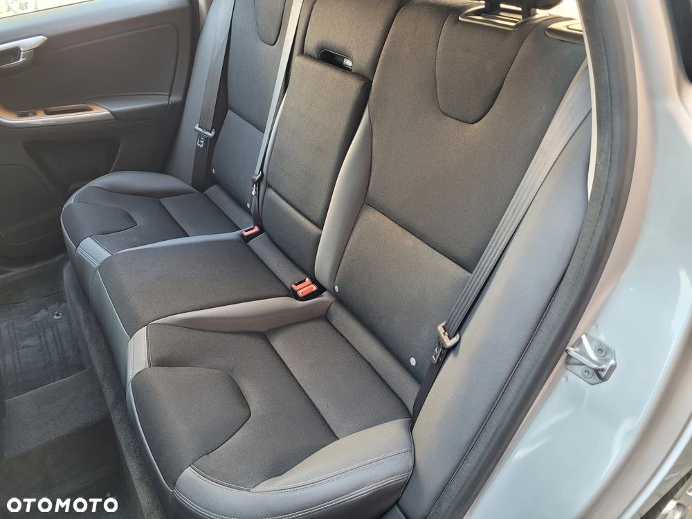 Volvo XC 60 D4 Drive-E Summum - 22