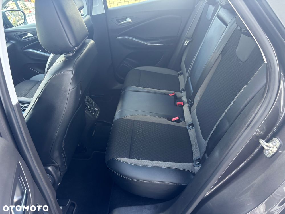Opel Grandland X - 18