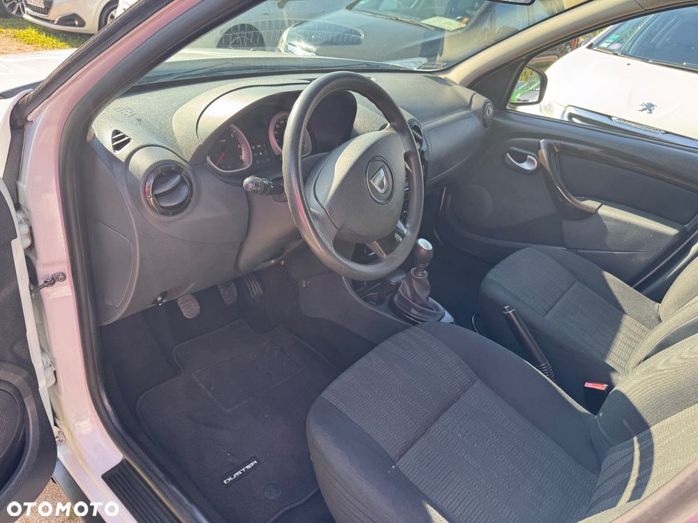 Dacia Duster 1.5 dCi Laureate - 8