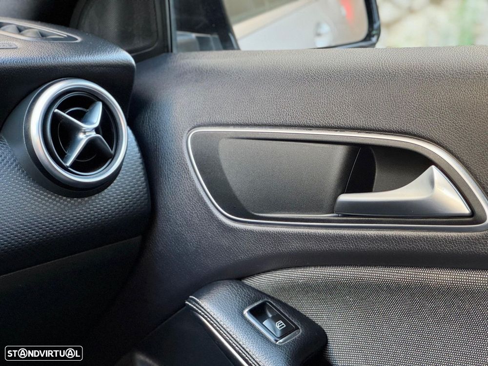 Mercedes-Benz A 180 d Urban - 39