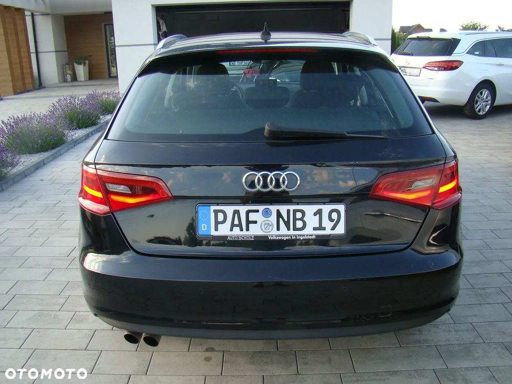 Audi A3 Sportback 1.8 TFSI Attraction - 10