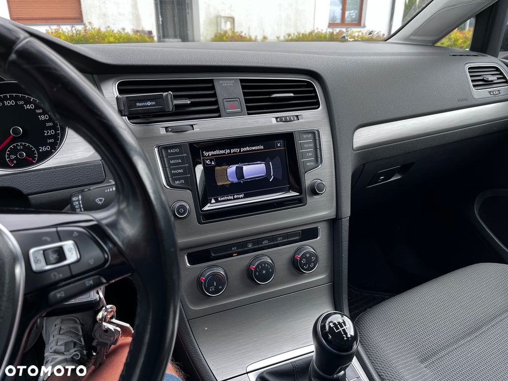 Volkswagen Golf VI 1.6 TDI Comfortline - 7