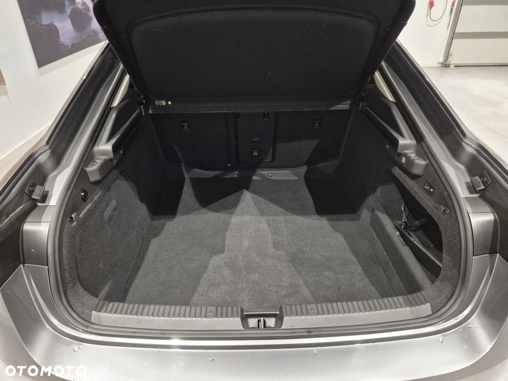 Skoda Superb 1.5 TSI mHEV Selection DSG - 10