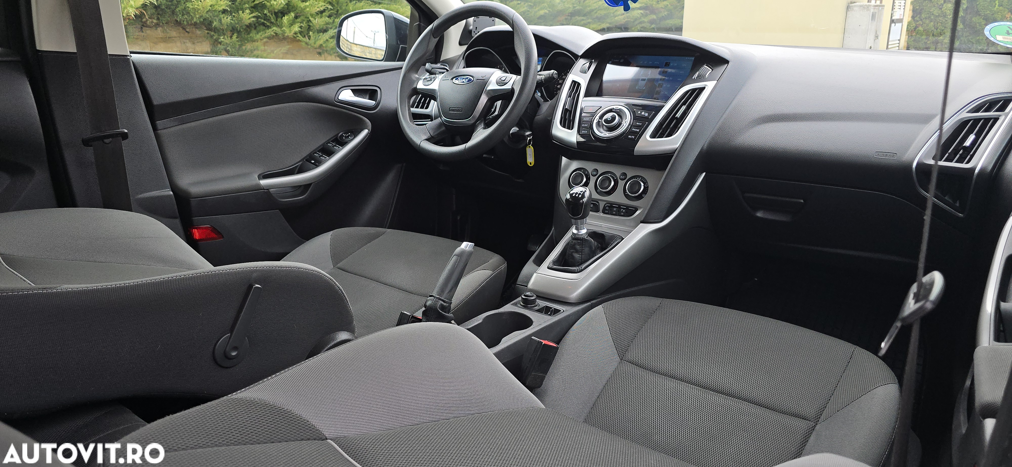Ford Focus - 13