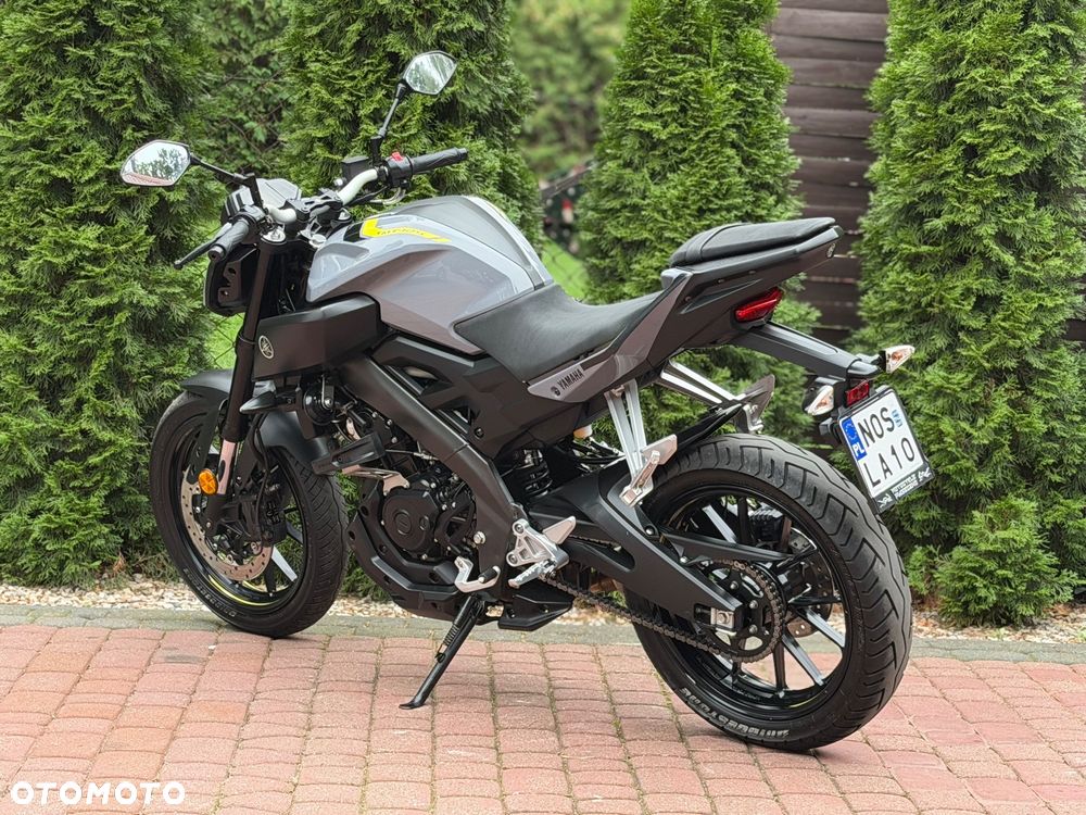 Yamaha MT - 8
