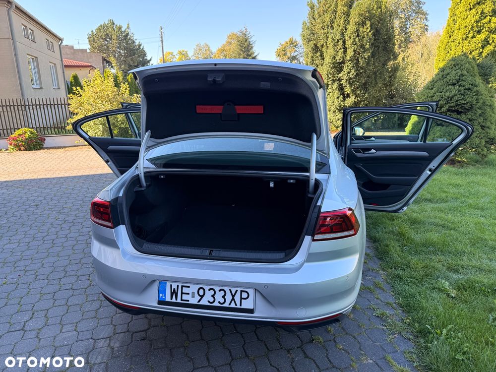 Volkswagen Passat 1.5 TSI EVO Business DSG - 24