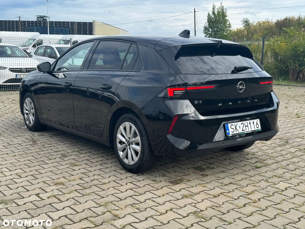 Opel Astra 1.2 T Edition S&S - 12