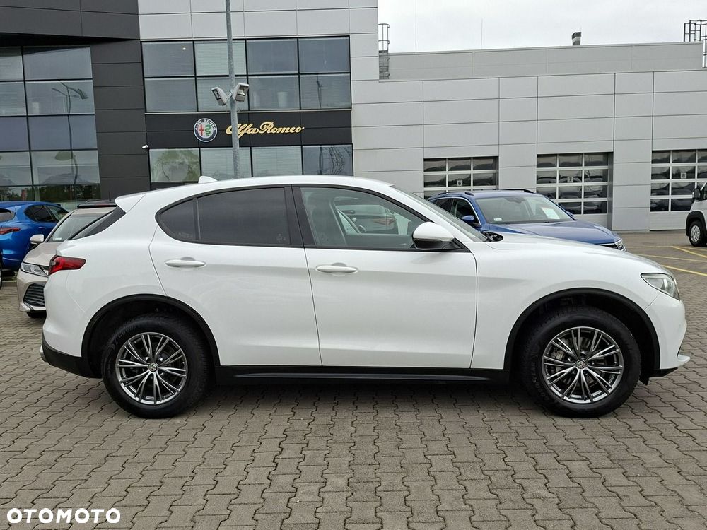Alfa Romeo Stelvio - 26