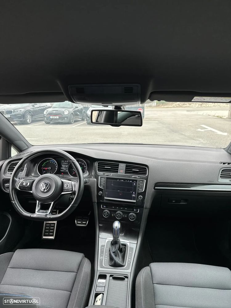 VW Golf - 14