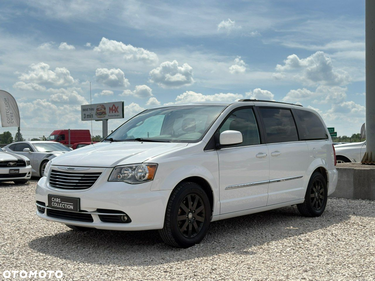Chrysler Town & Country 3.6 Limited - 8