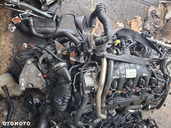 Silnik Ford Volvo D4204T 7G9Q6007 z Niemiec