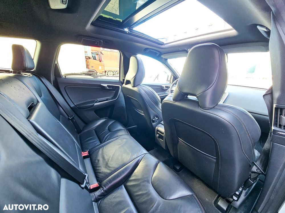 Volvo XC 60 D5 AWD Summum - 18