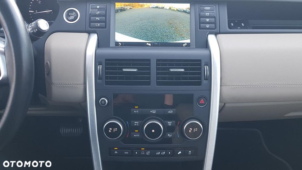 Land Rover Discovery Sport 2.0 TD4 HSE - 35