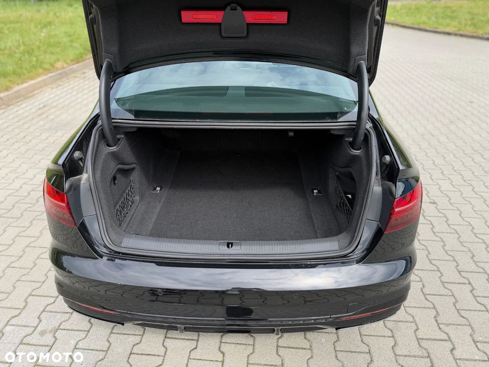 Audi A4 Limousine 35 TFSI mHEV S Line S tronic - 9