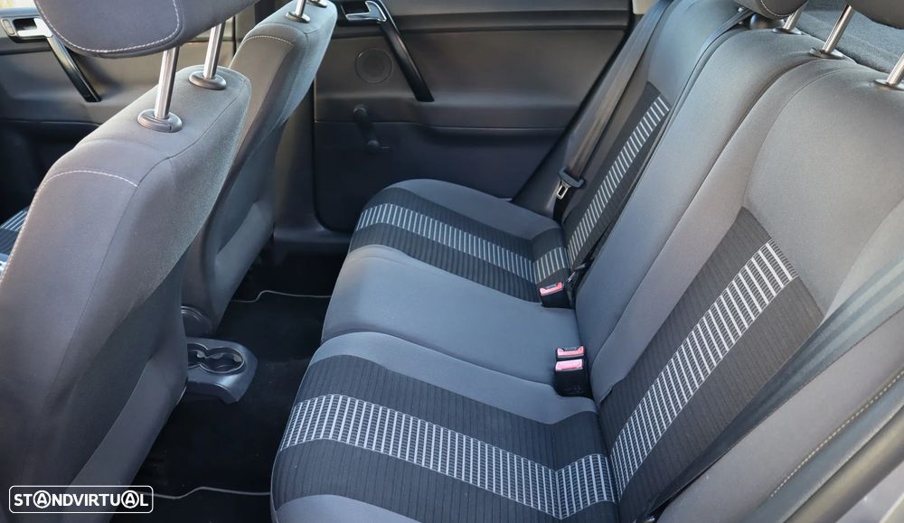 VW Polo 1.4 TDi Confortline - 8