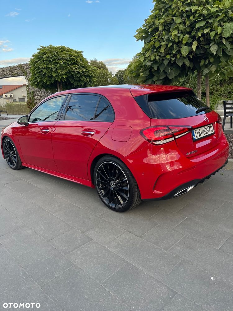 Mercedes-Benz Klasa A 220 d AMG Line 8G-DCT - 3