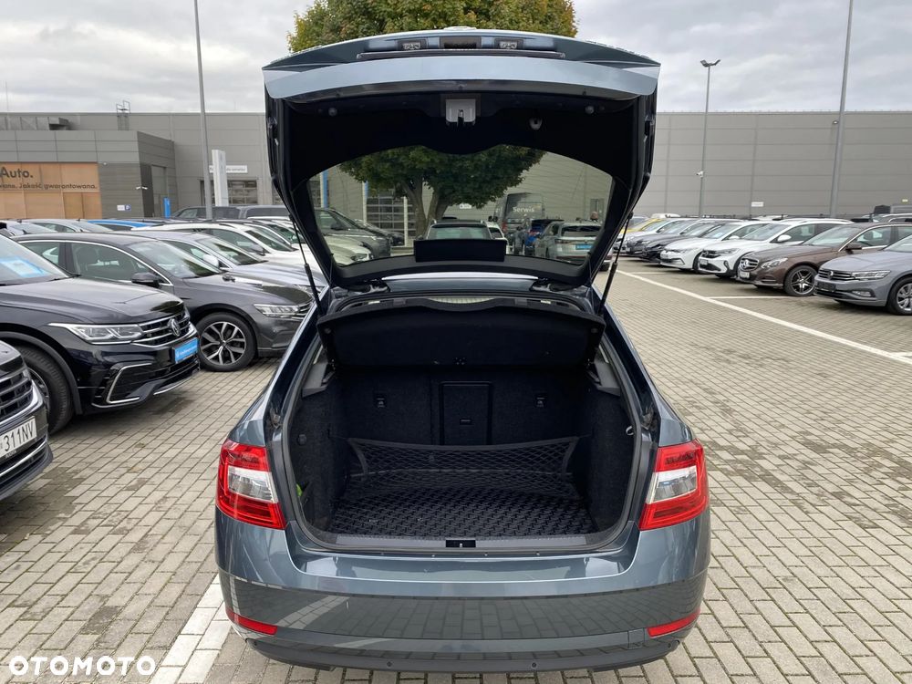 Skoda Octavia 1.6 TDI SCR Ambition DSG - 28