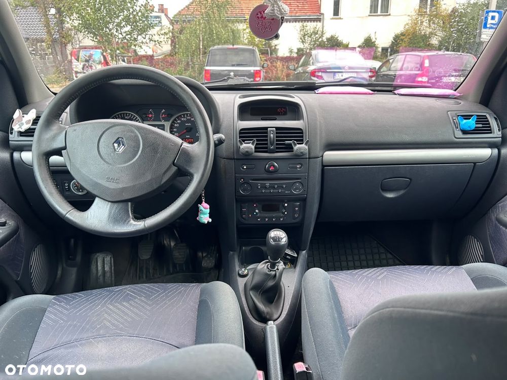 Renault Clio 2001 photo 4