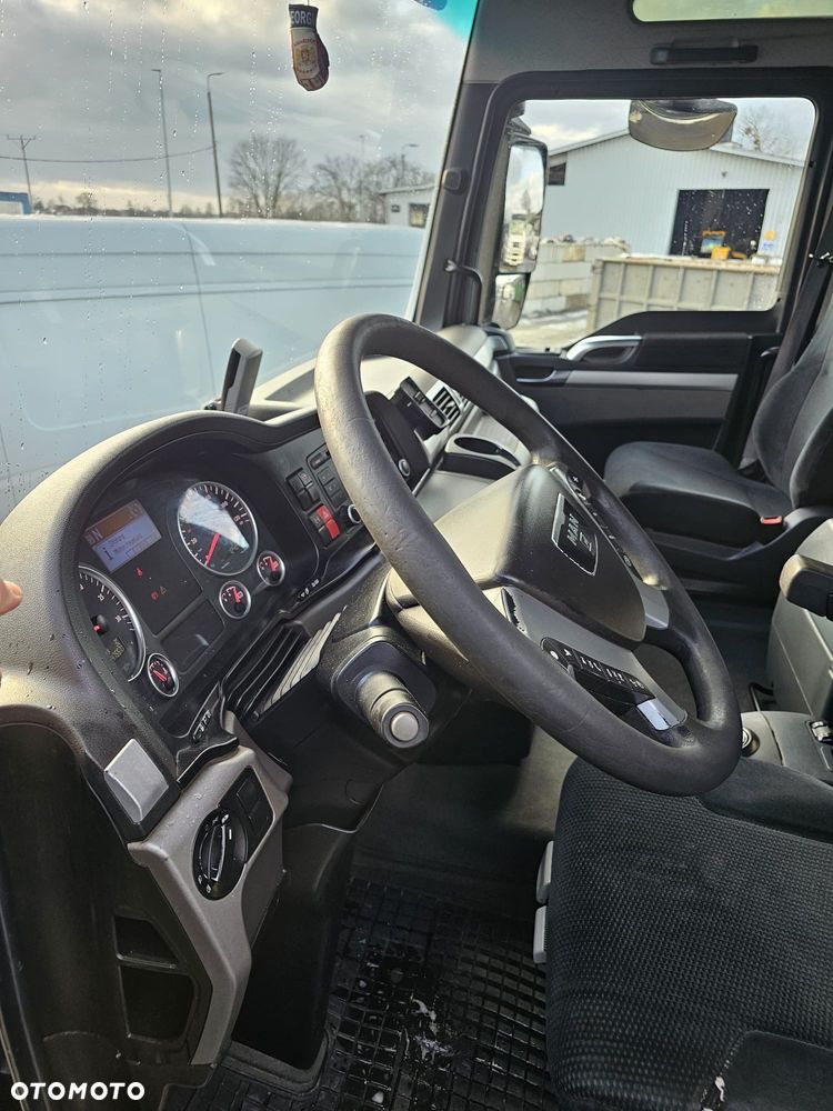 MAN TGX - 9