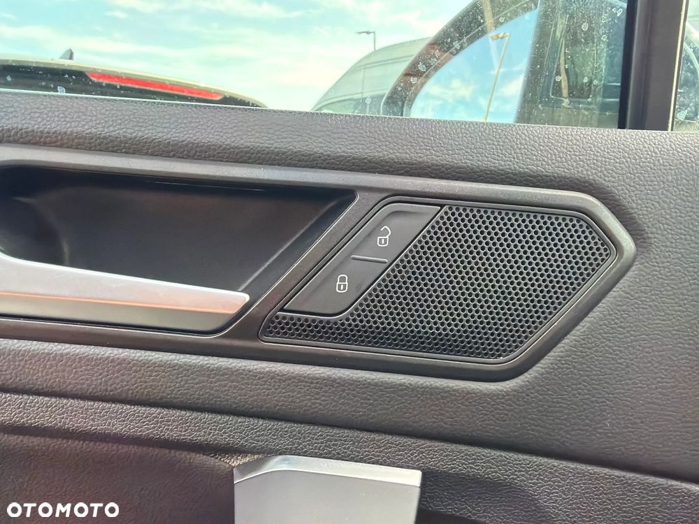 Volkswagen Tiguan - 22