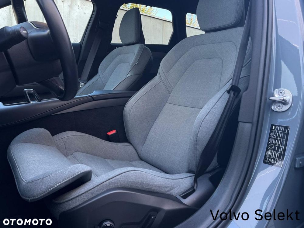 Volvo V90 Cross Country - 16
