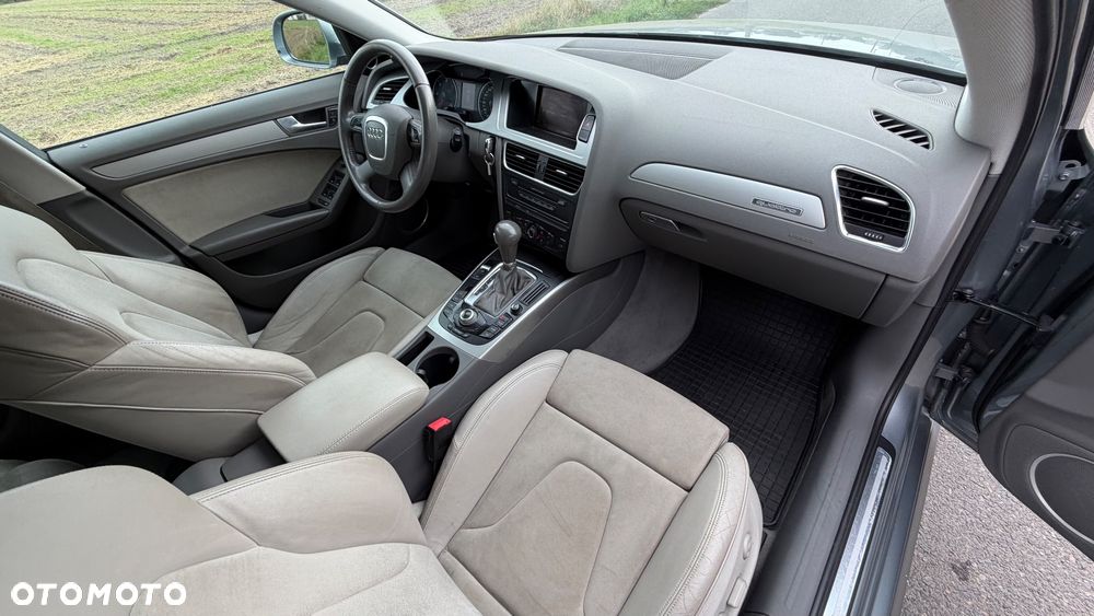 Audi A4 Avant 3.0 TDI DPF quattro S tronic S line Sportpaket - 32