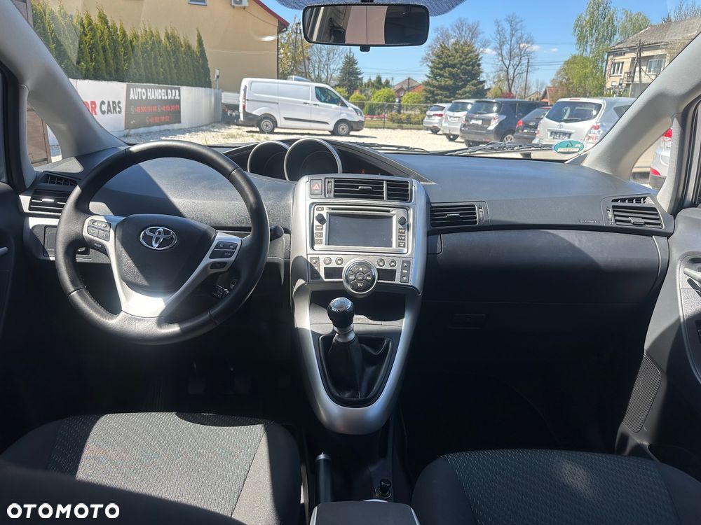Toyota Verso 1.8 Life - 8