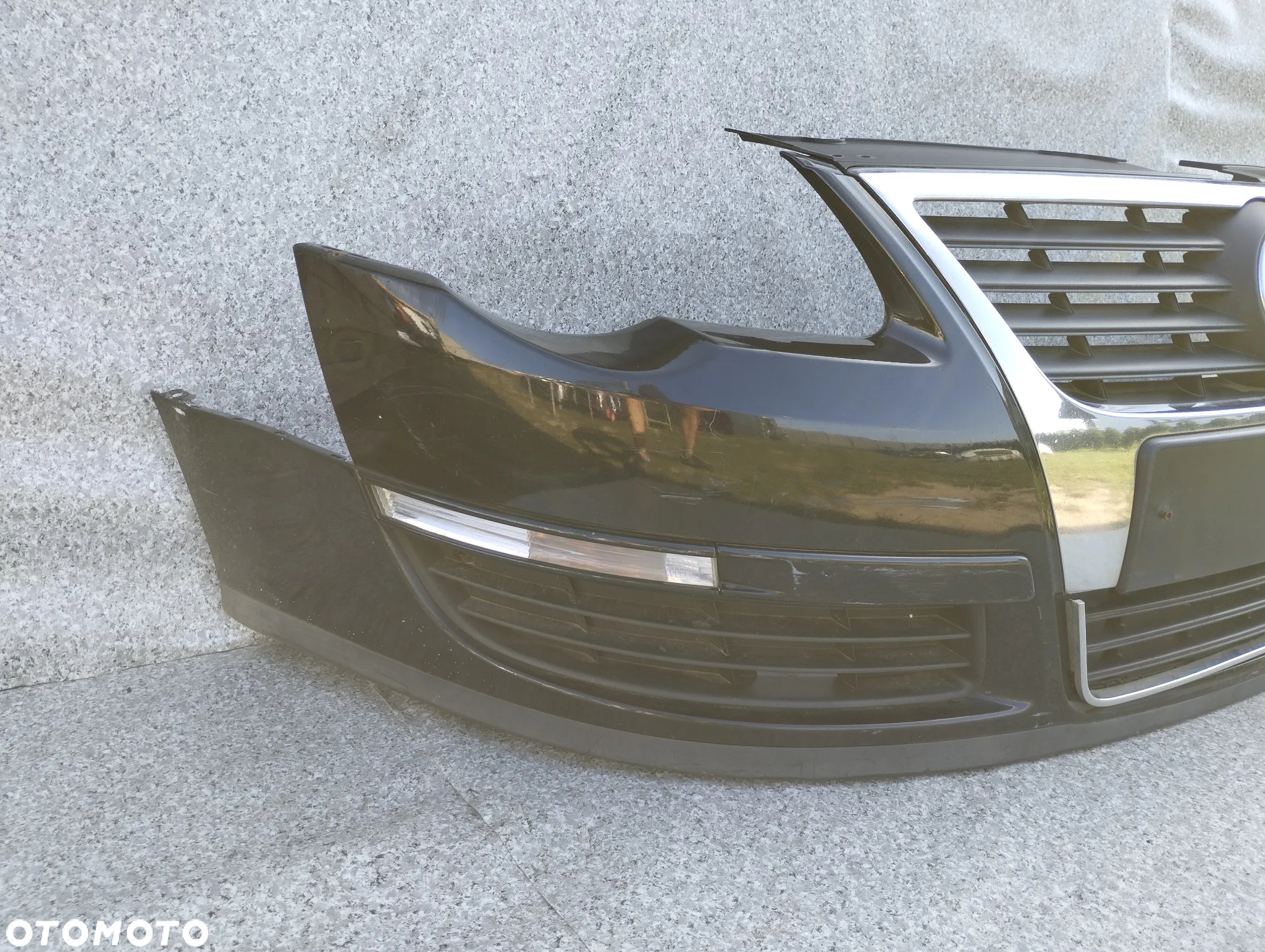 VW Passat B6 zderzak przód przedni Grill - 2